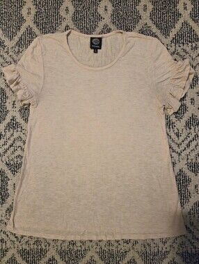 bobeau Ruffle Sleeve Crewneck Tee in Light Blush